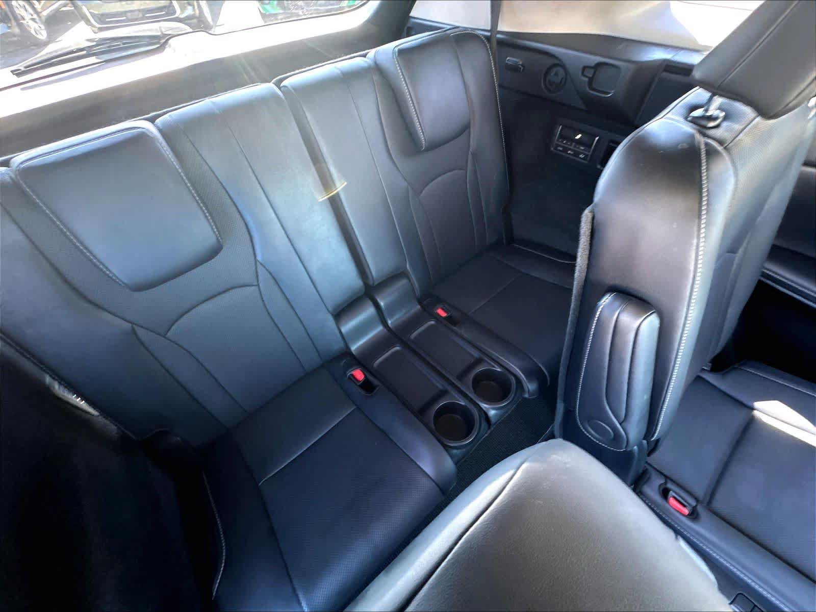 Used 2021 Lexus RX 350L Premium w/ Premium Package AWD/4WD image 29