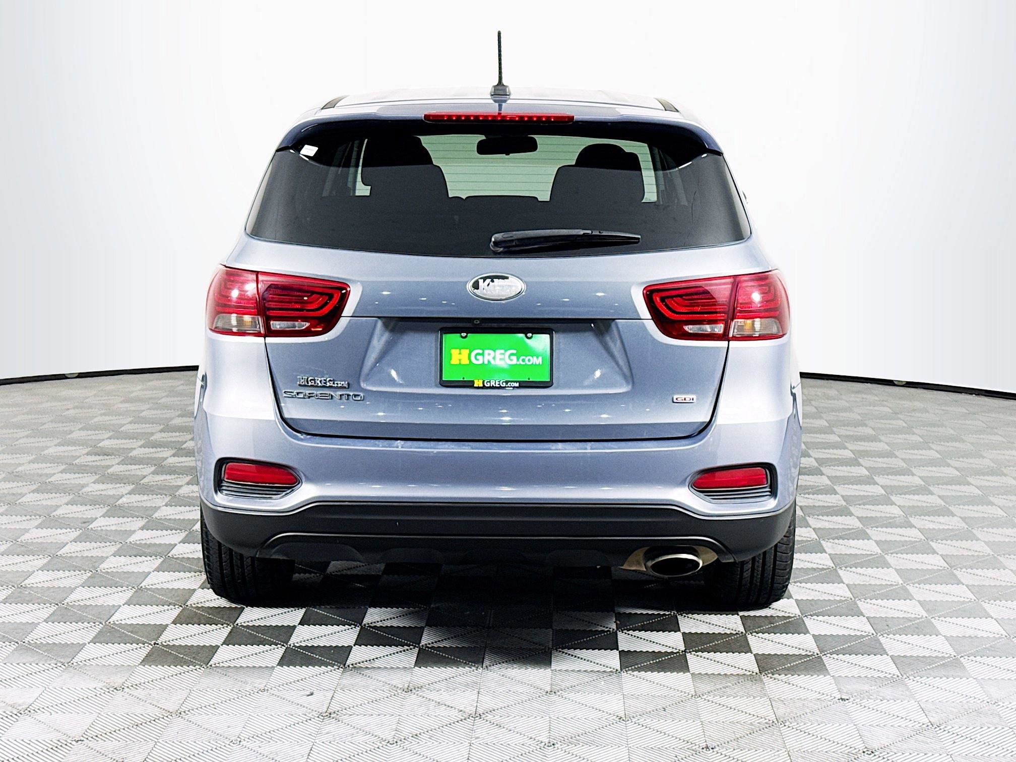 Used 2019 Kia Sorento L FWD image 8