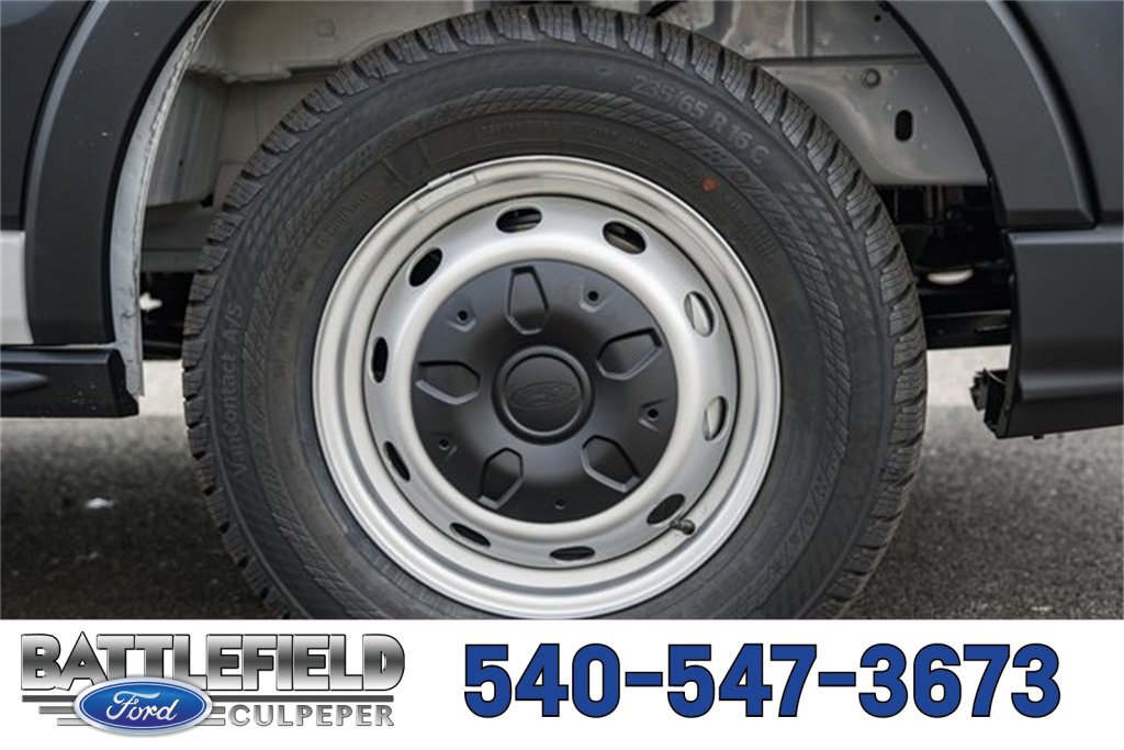 New 2025 Ford Transit 250 148 Medium Roof image 12