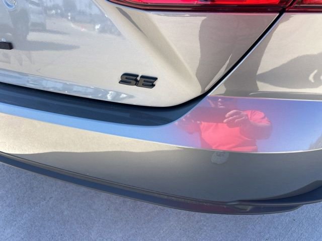 Certified 2026 Toyota Camry SE w/ Convenience Package image 4