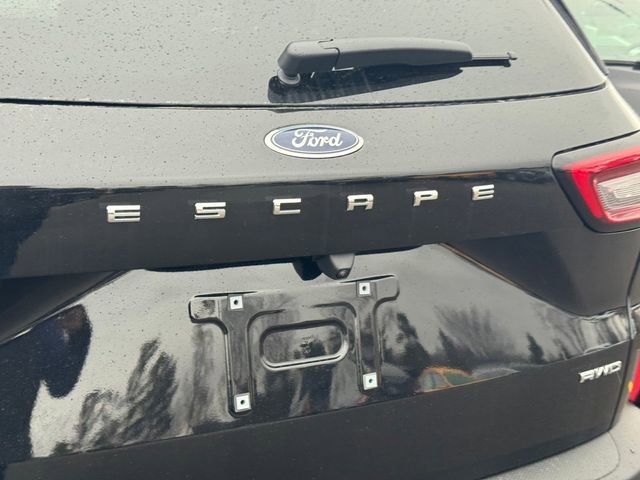 New 2026 Ford Escape ST-Line w/ Tech Pack #1 AWD/4WD image 9