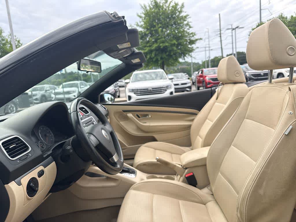 Used 2009 Volkswagen Eos Komfort FWD image 24
