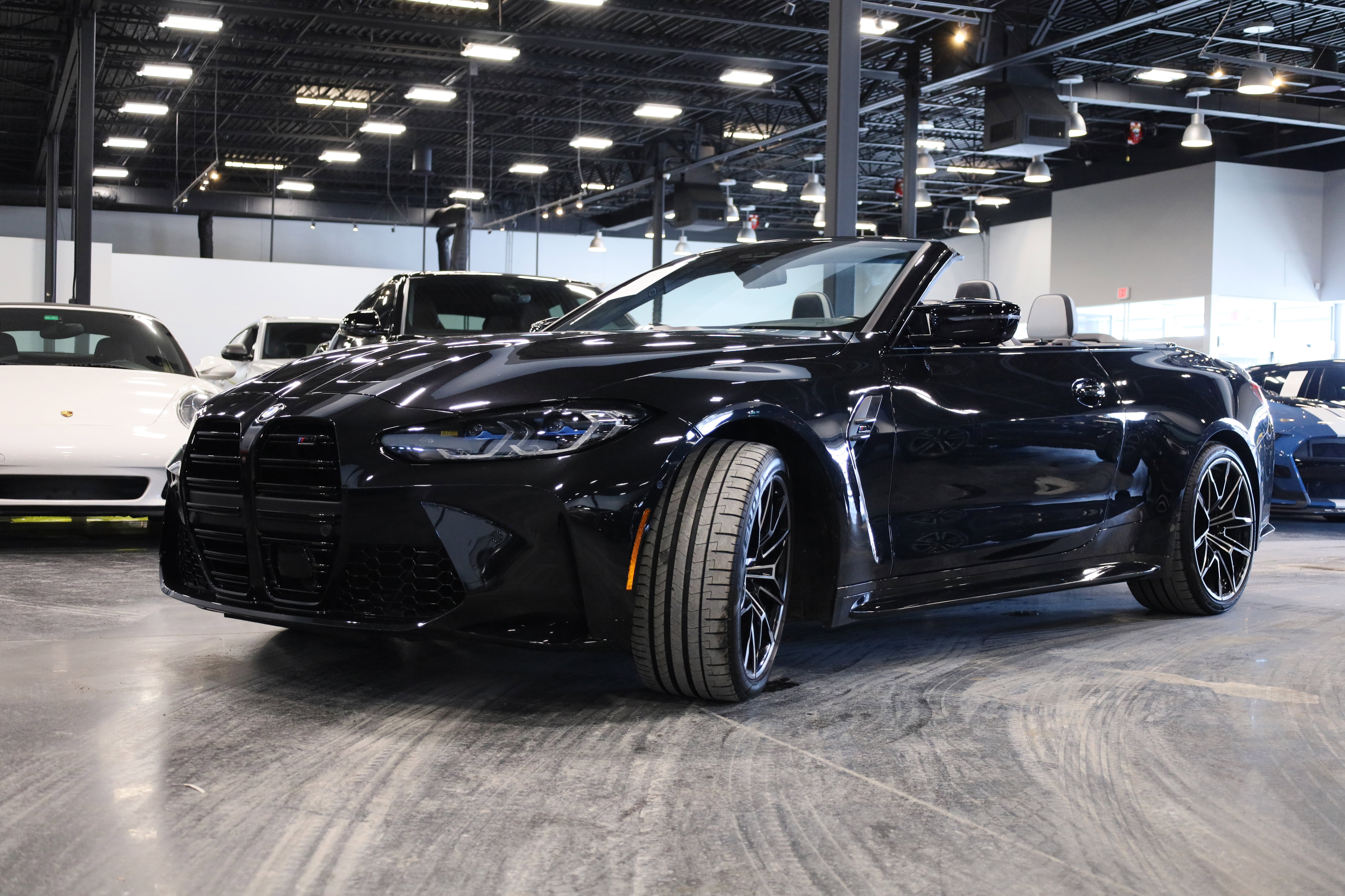 Used 2022 BMW M4 xDrive Competition image 4