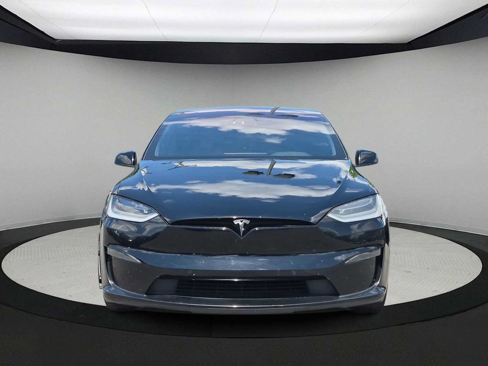 Used 2022 Tesla Model X Plaid AWD/4WD image 3