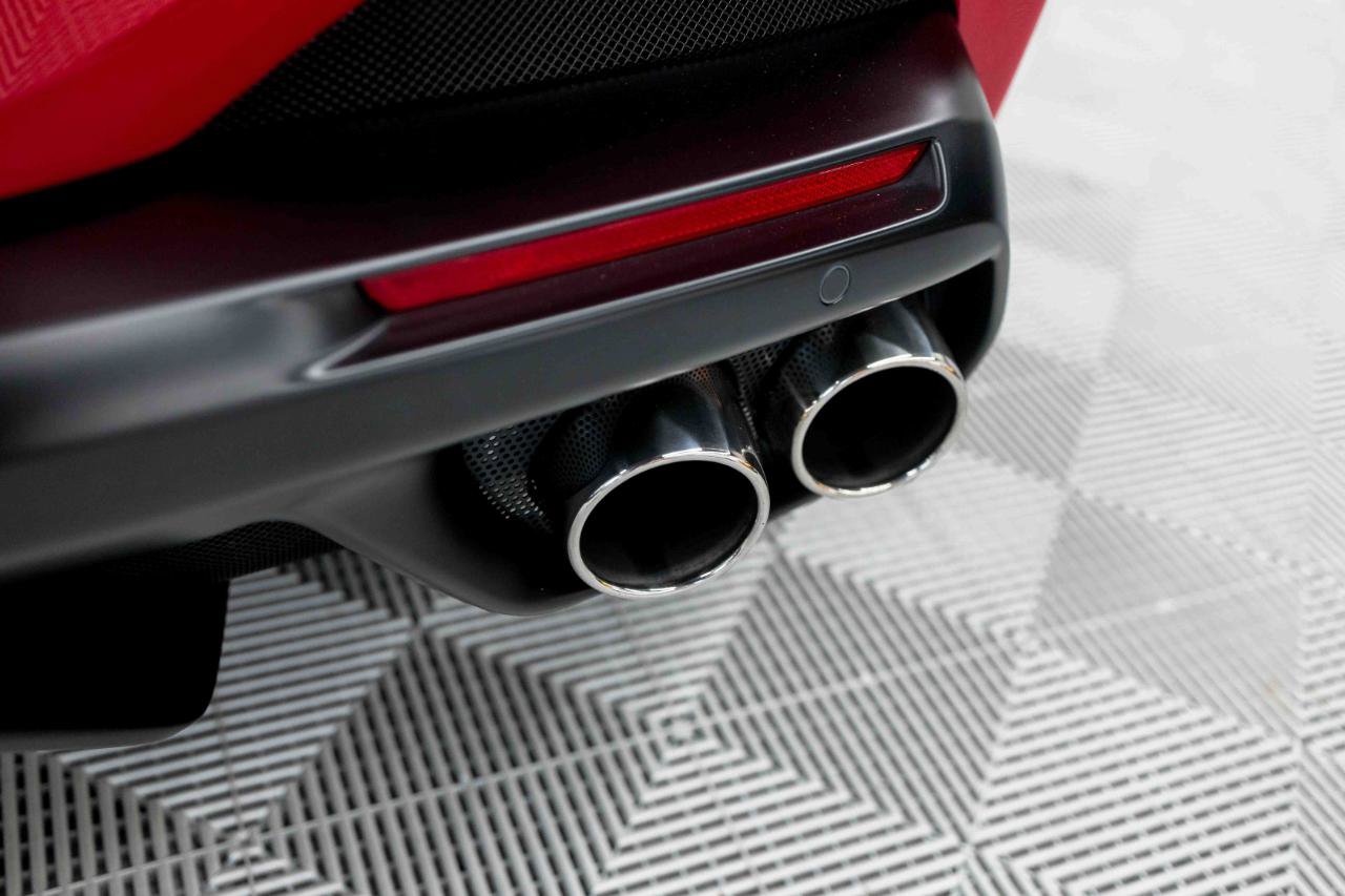 Used 2019 Ferrari Portofino RWD image 33