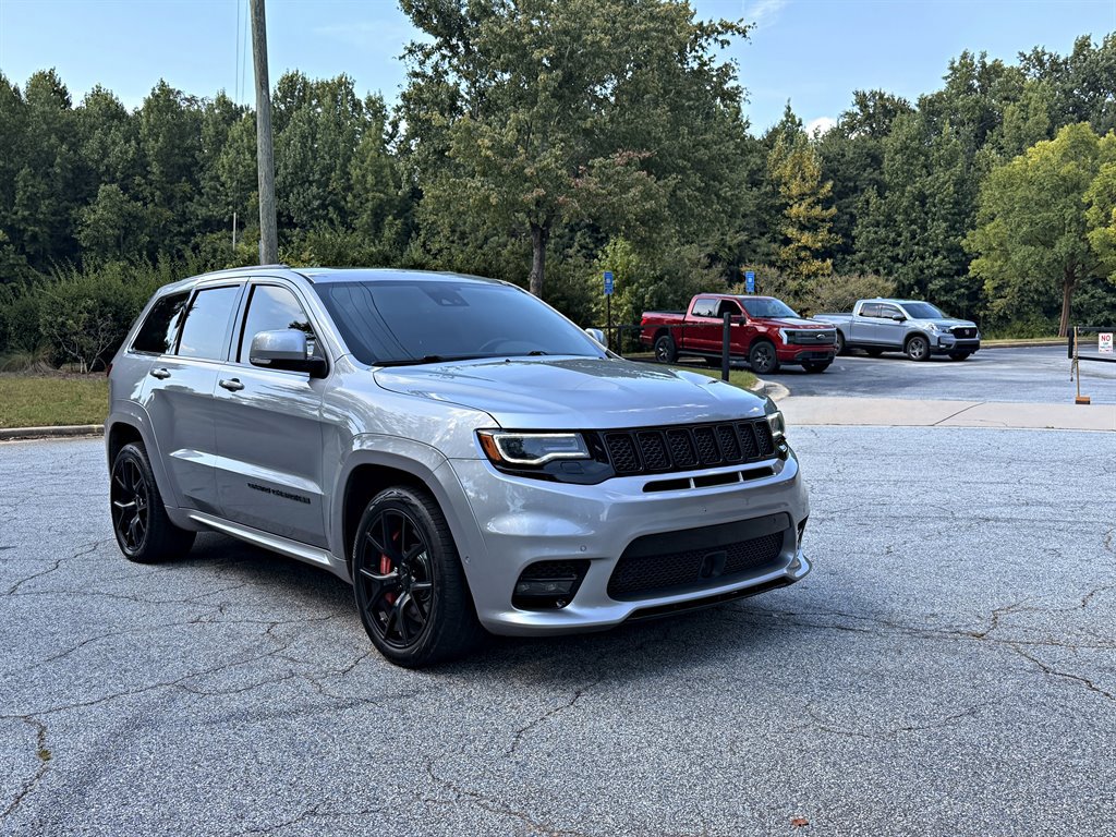 Used 2018 Jeep Grand Cherokee SRT AWD/4WD image 3
