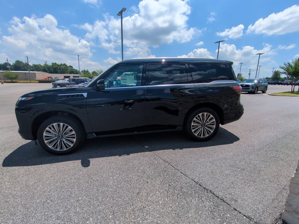 New 2027 INFINITI QX80 Luxe RWD image 8