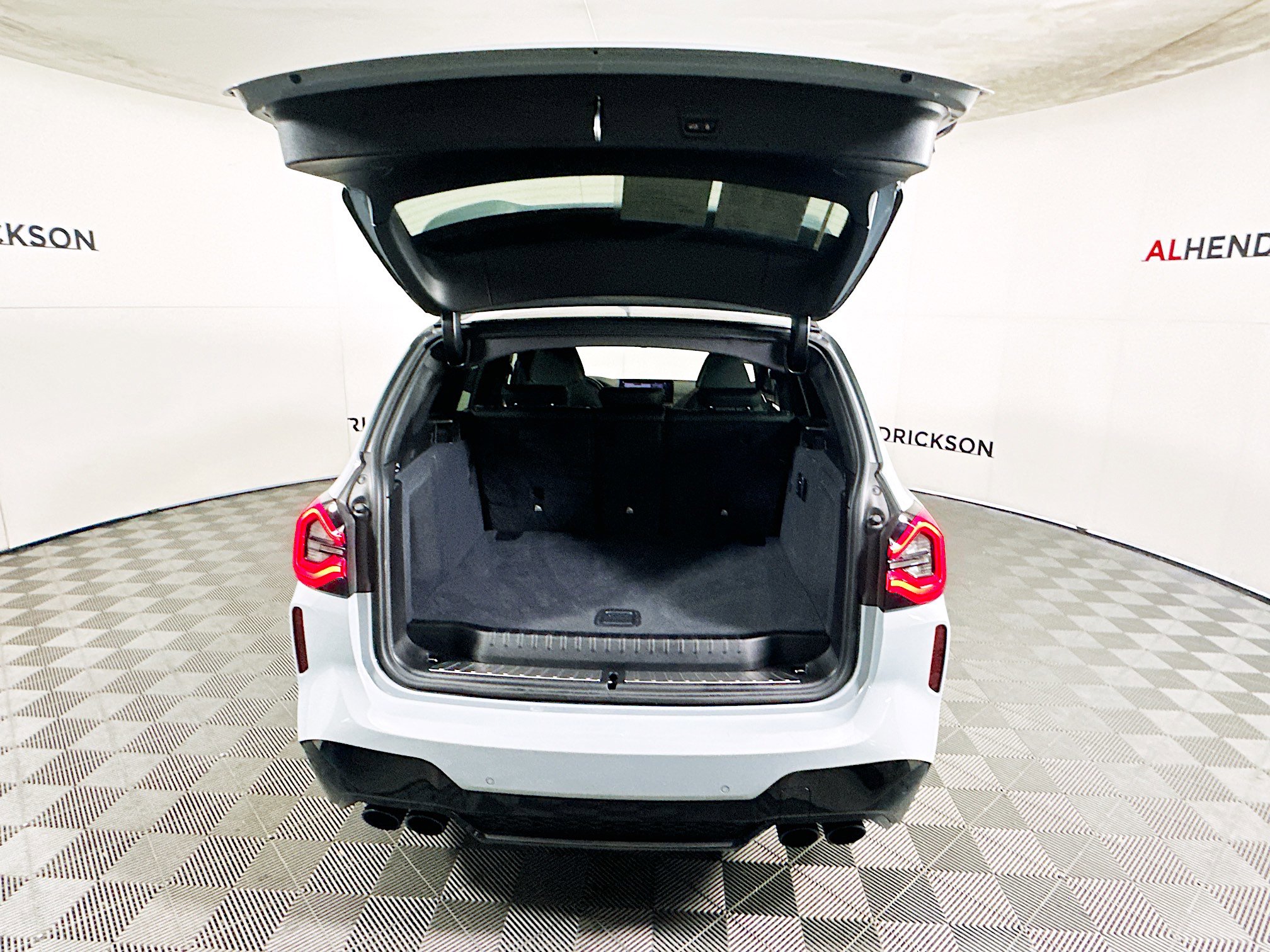 Used 2024 BMW X3 M w/ Competition Package image 31