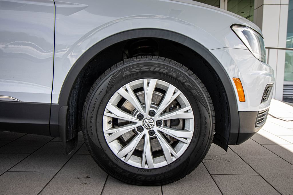 Used 2018 Volkswagen Tiguan S AWD/4WD image 4