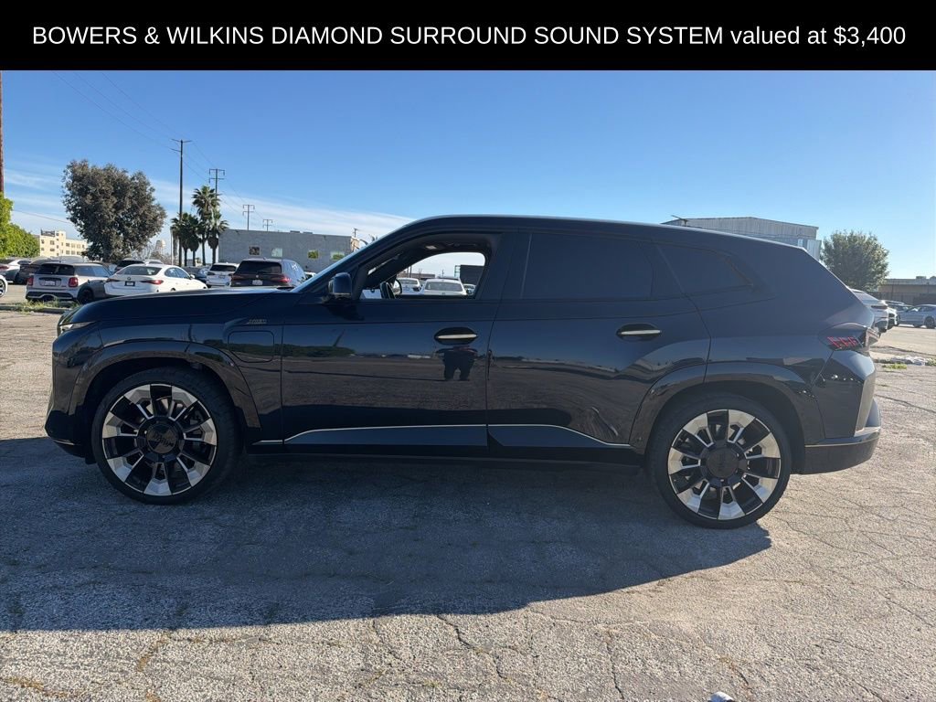 Used 2023 BMW XM image 2