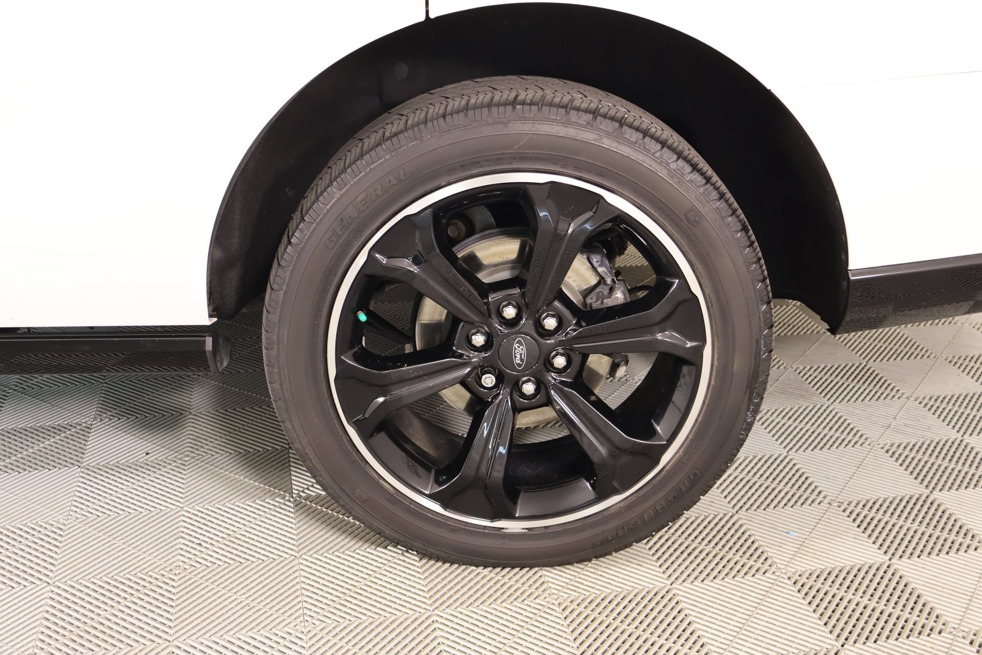 Used 2023 Ford Expedition Limited AWD/4WD image 20