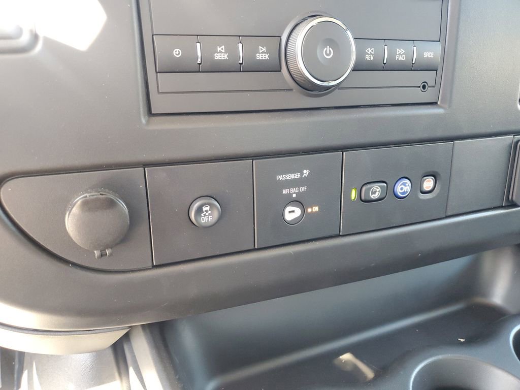 New 2026 Chevrolet Express 3500 w/ Power Convenience Package image 25