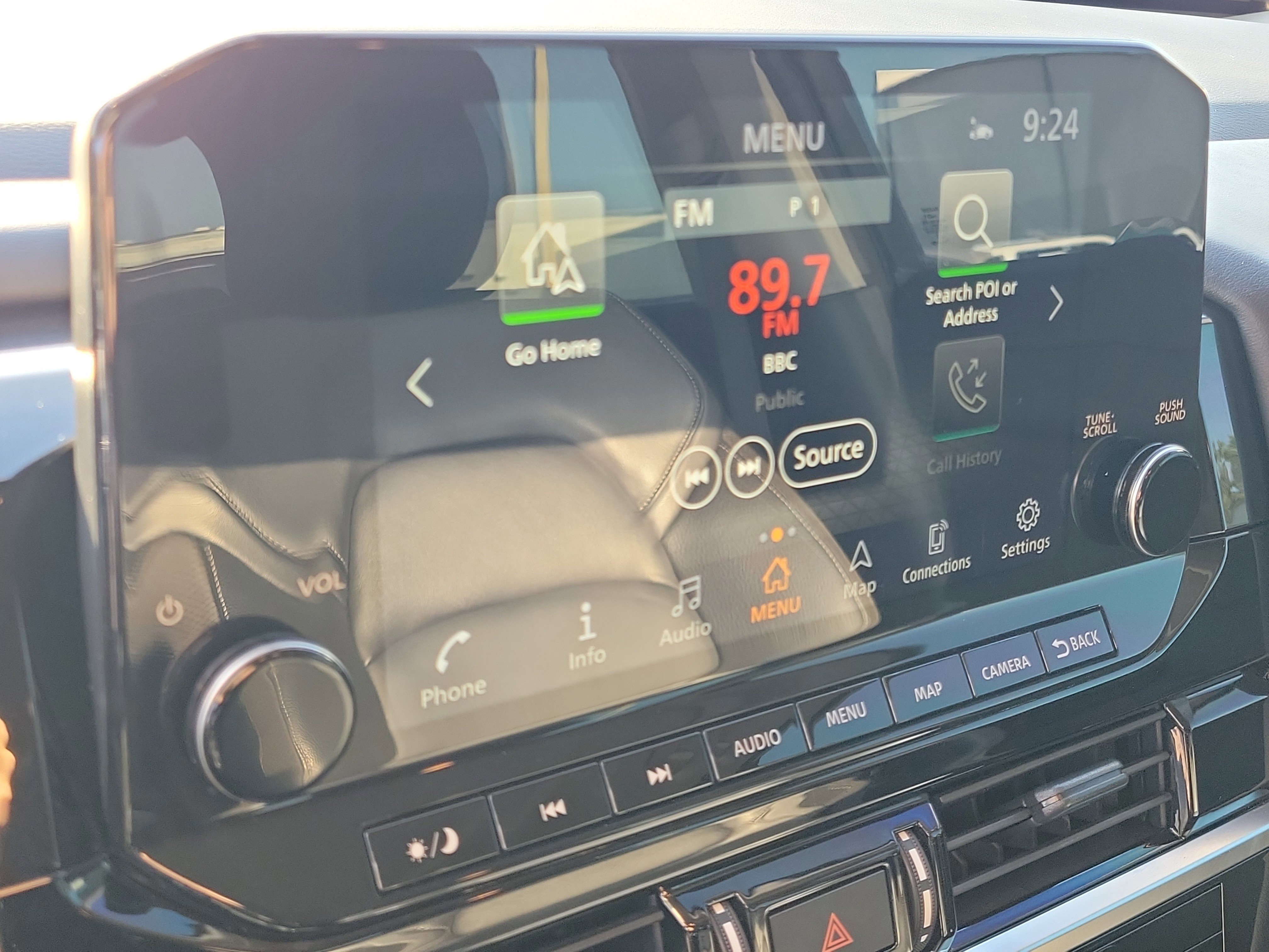 Certified 2024 Nissan Pathfinder SL image 32