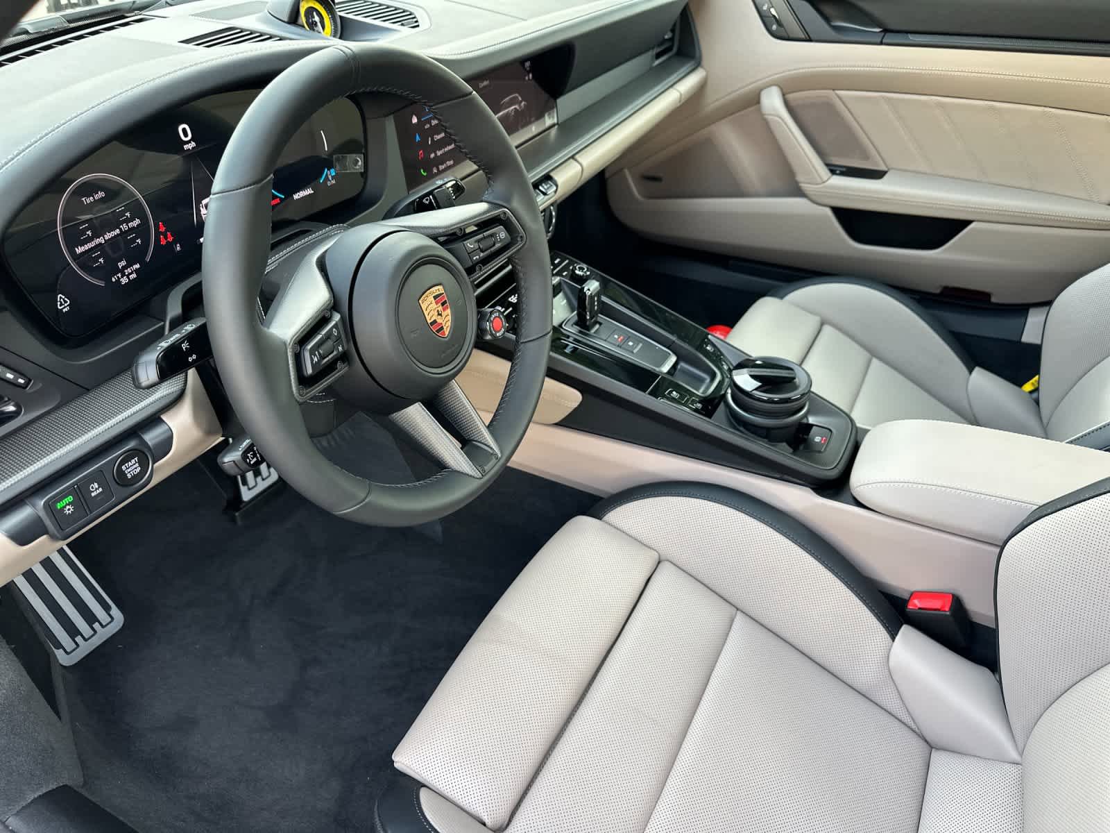 New 2026 Porsche 911 Carrera GTS RWD image 4