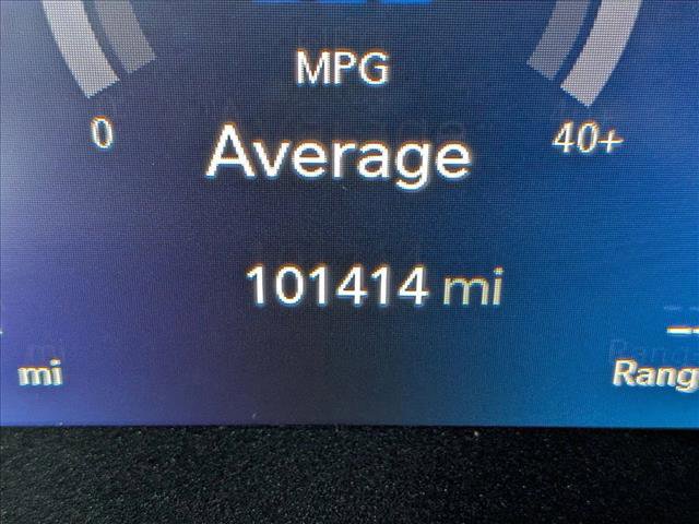 Used 2017 Chrysler Pacifica Limited w/ UConnect Theater Package image 11