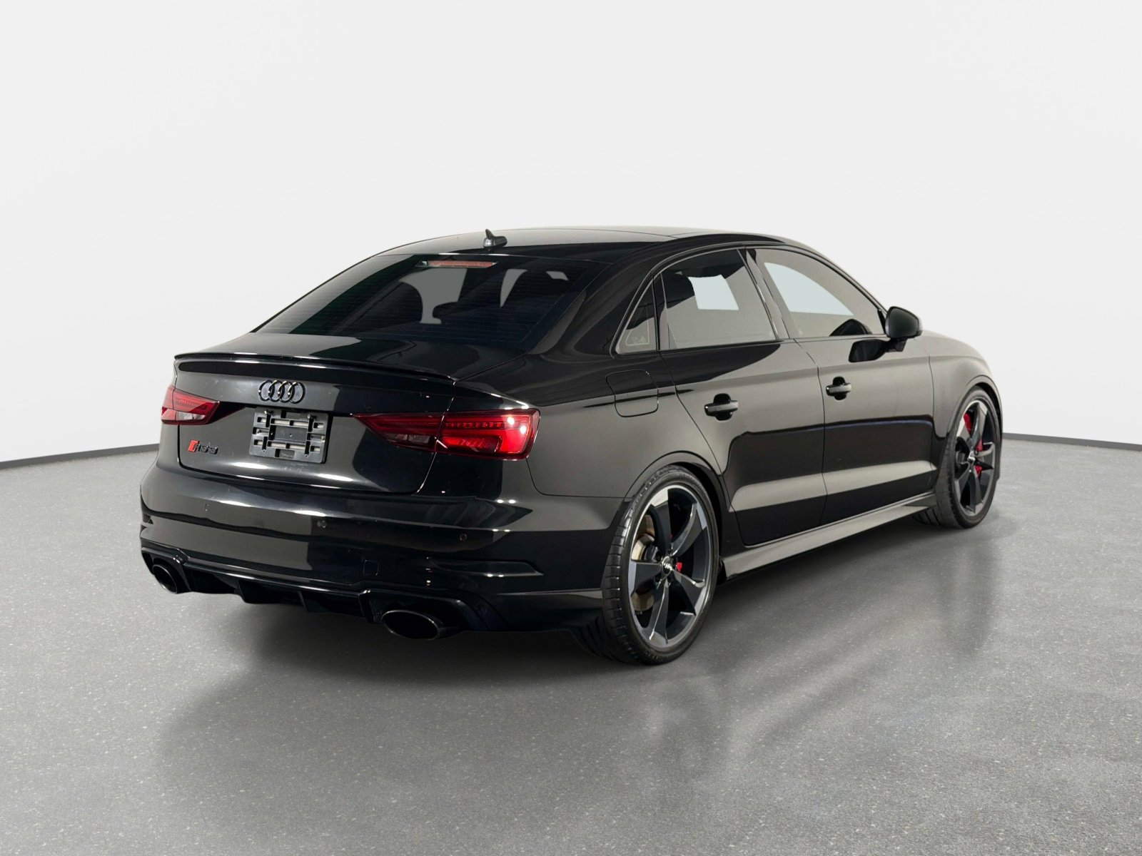 Used 2018 Audi RS 3 image 3