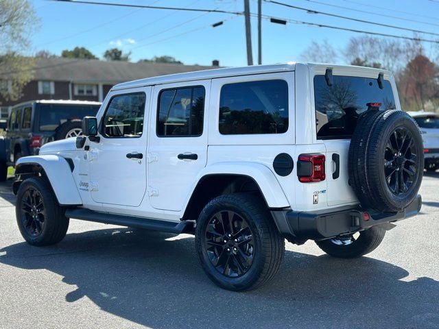 Used 2021 Jeep Wrangler Unlimited Sahara w/ Cold Weather Group image 4