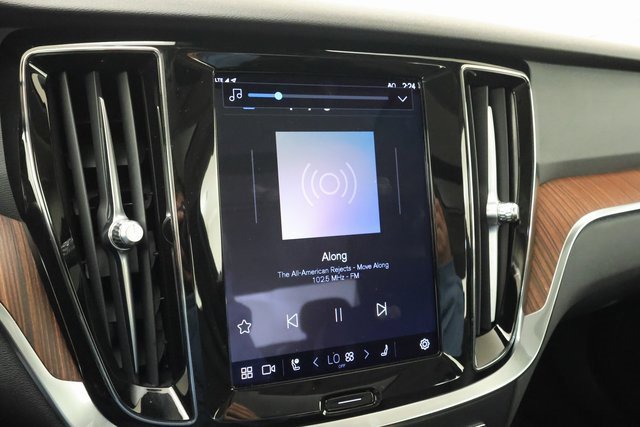 Used 2024 Volvo S60 B5 Plus image 14