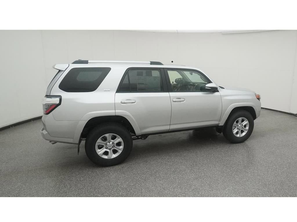 Used 2022 Toyota 4Runner SR5 Premium w/ Moonroof Package AWD/4WD image 12
