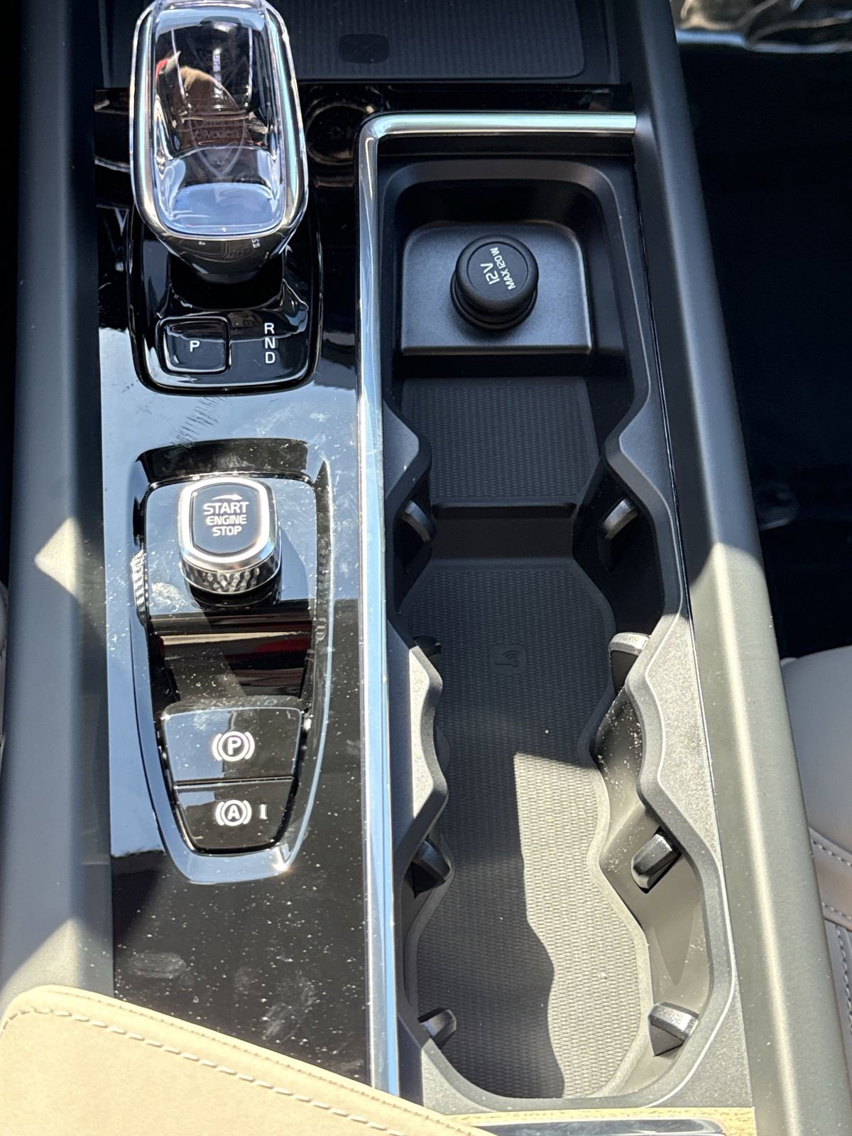 New 2026 Volvo XC60 B5 Core w/ Climate Package image 30