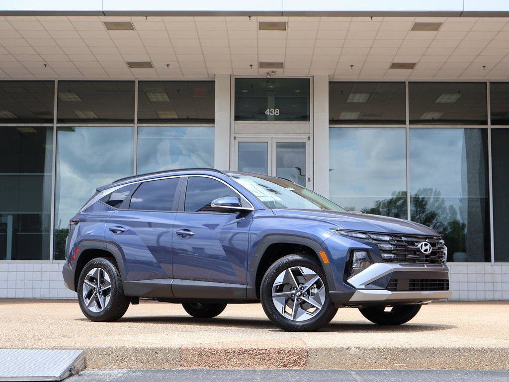 New 2025 Hyundai Tucson SEL image 1