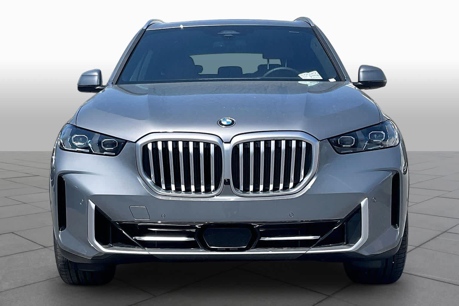 Used 2026 BMW X5 xDrive40i AWD/4WD image 3