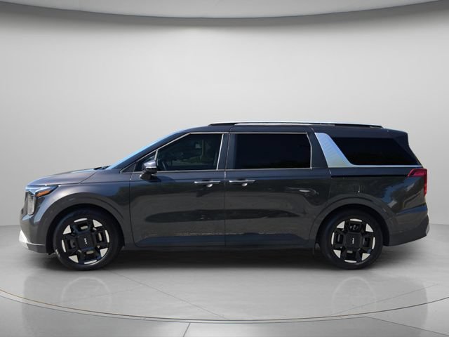 Used 2025 Kia Carnival EX FWD image 3