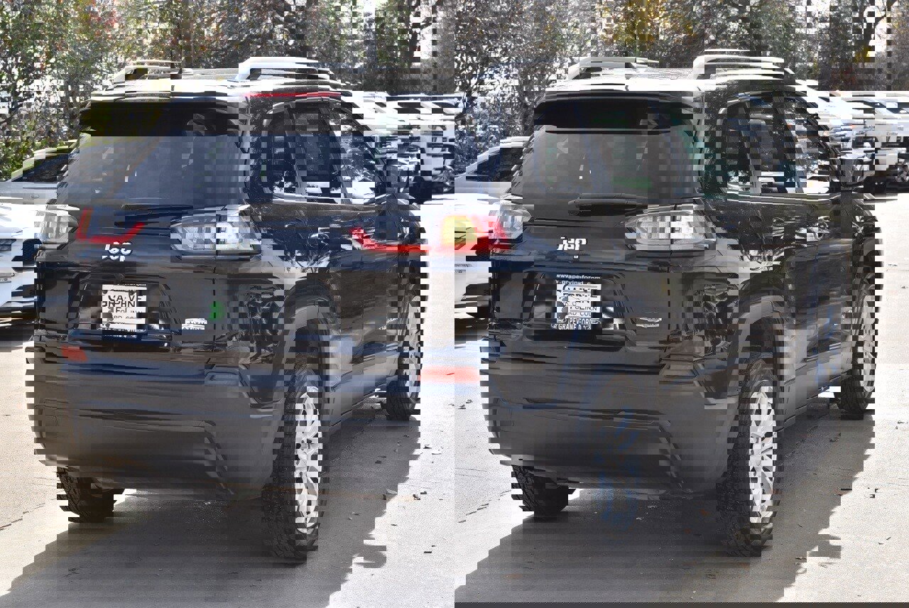 Used 2021 Jeep Cherokee Latitude image 8