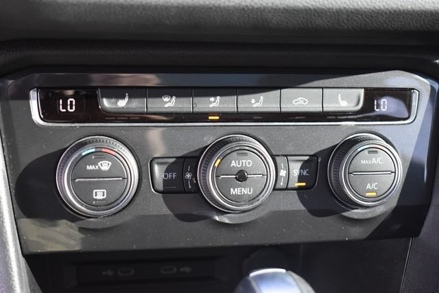 Used 2021 Volkswagen Tiguan SE FWD image 31