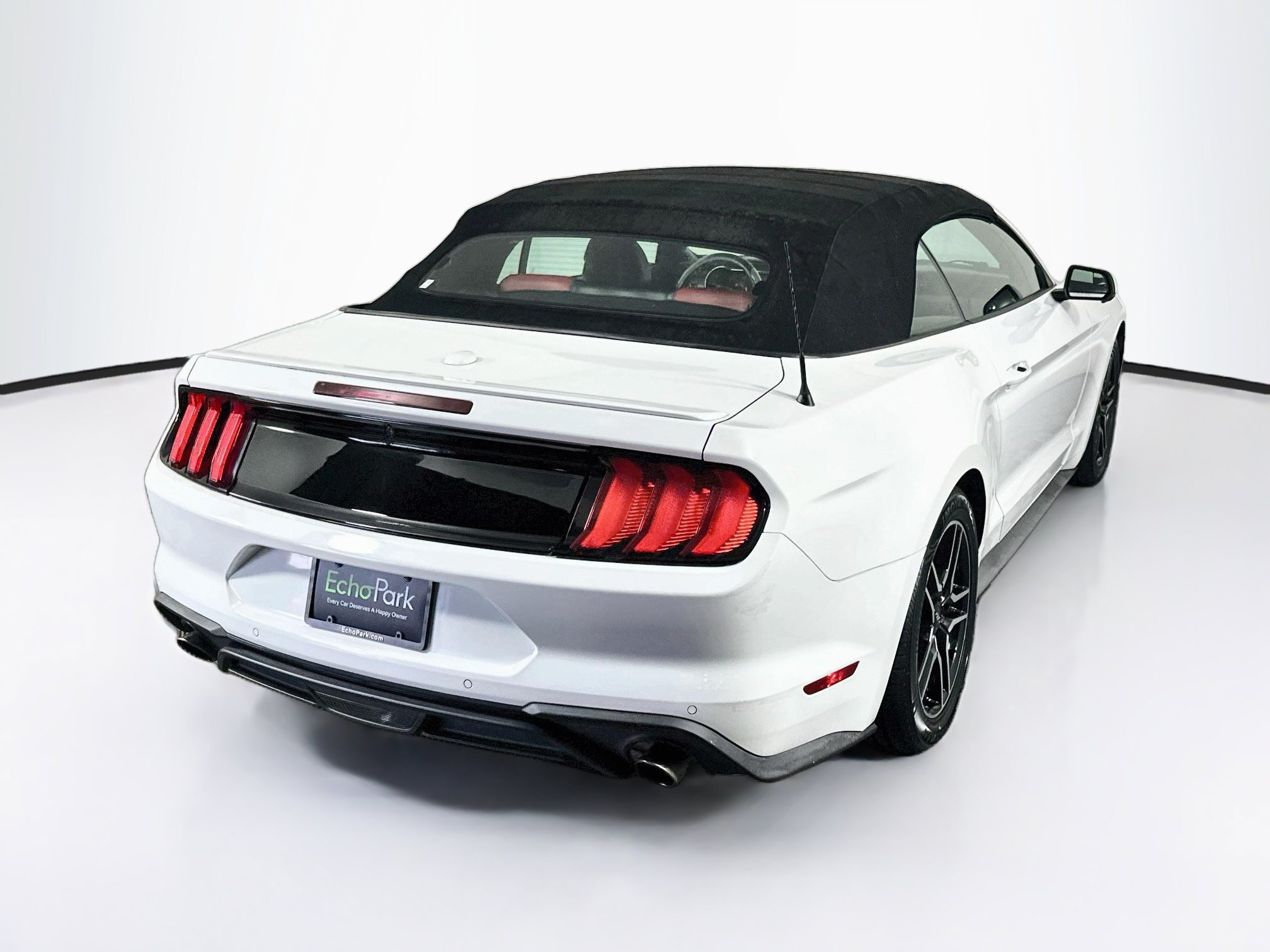 Used 2018 Ford Mustang Premium w/ Equipment Group 201A RWD image 9