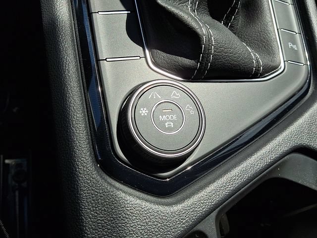 New 2026 Volkswagen Taos SEL AWD/4WD image 21