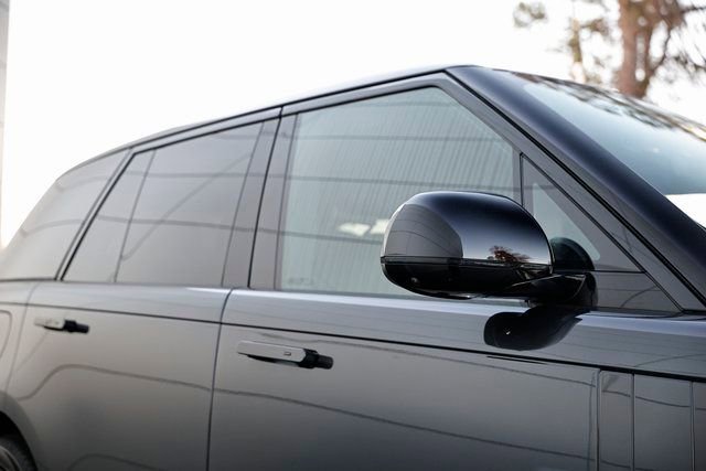 New 2026 Land Rover Range Rover SE image 12