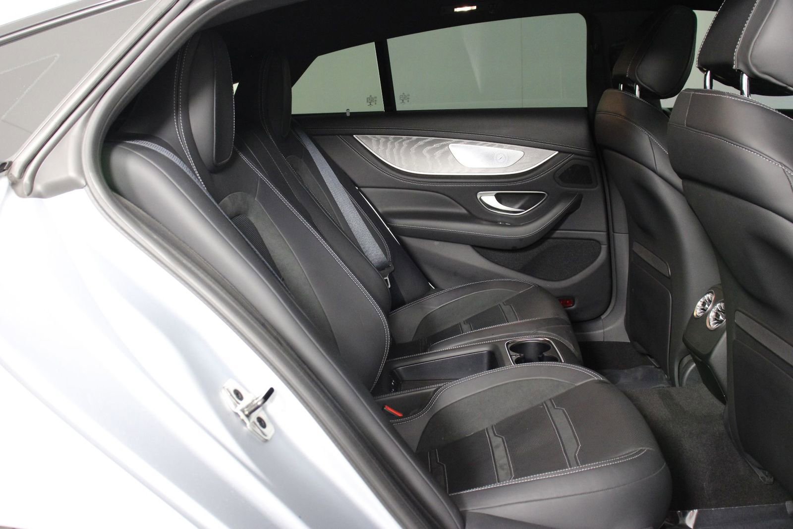 Used 2022 Mercedes-Benz AMG GT 43 image 30