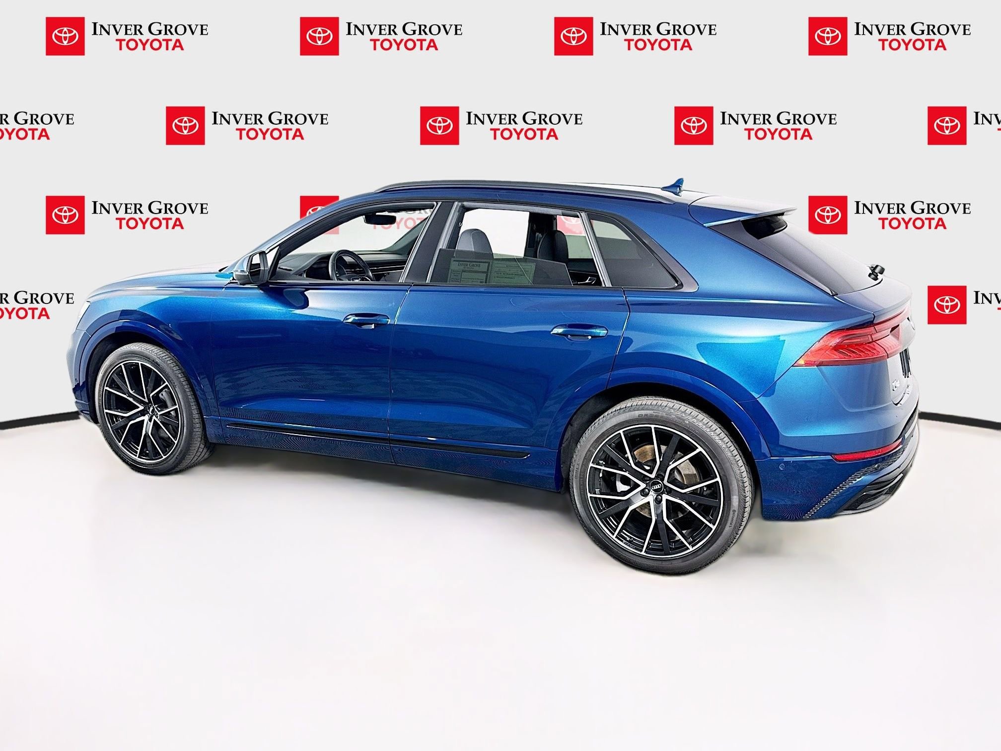 Used 2019 Audi Q8 Prestige AWD/4WD image 7