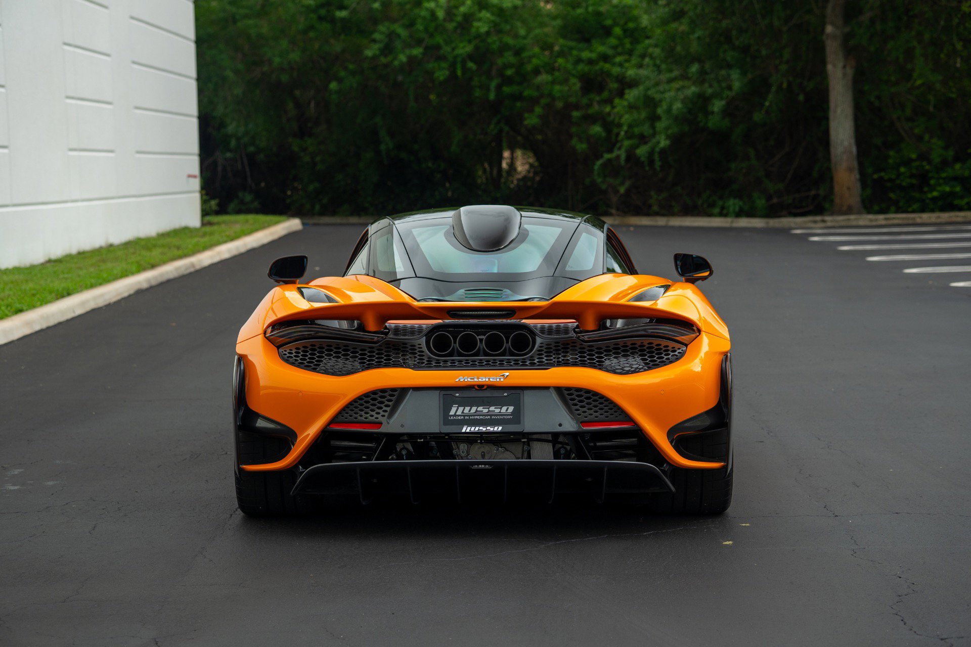 Used 2021 McLaren 765LT image 3