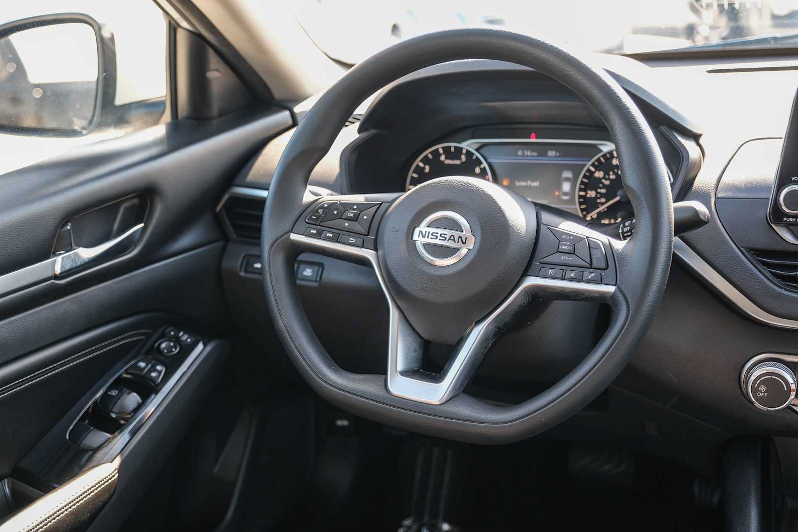 Used 2021 Nissan Altima 2.5 SV FWD image 17