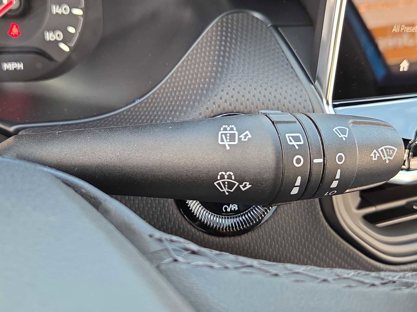 New 2026 Jeep Compass Latitude image 25