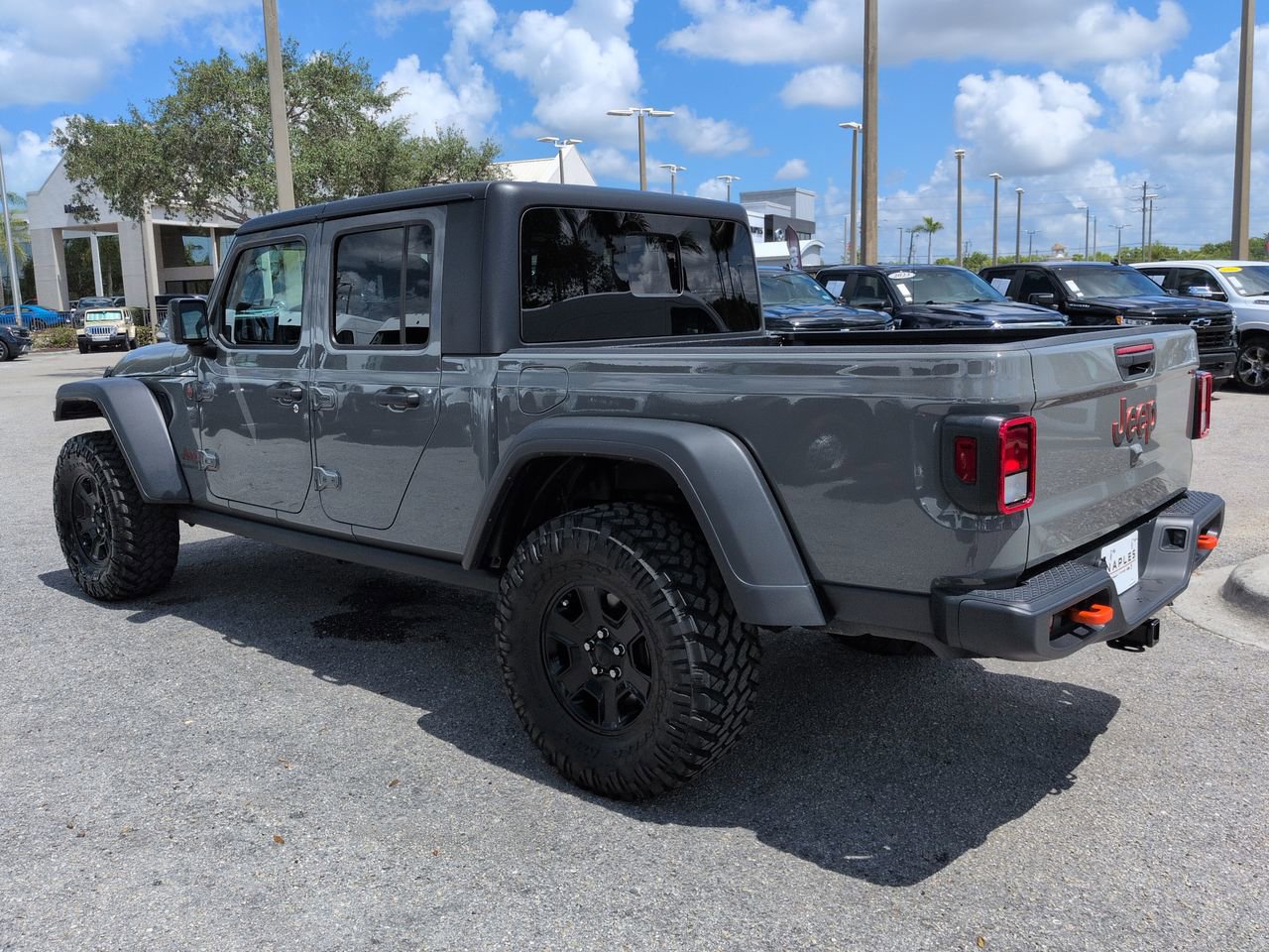 Used 2022 Jeep Gladiator Mojave w/ Trailer Tow Package AWD/4WD image 7