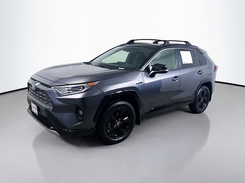 Used 2019 Toyota RAV4 XSE image 3