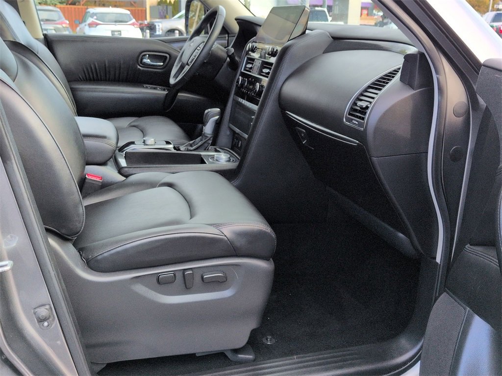 Used 2024 Nissan Armada SV image 20