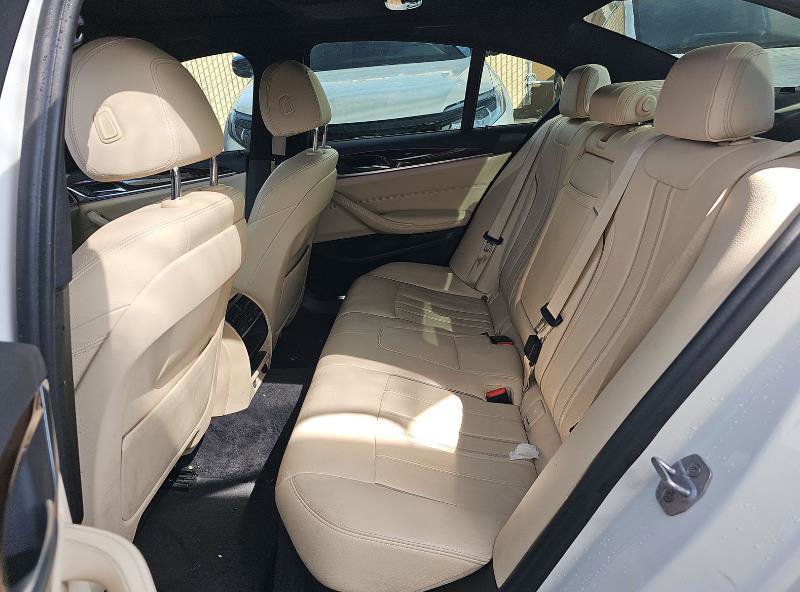 Used 2018 BMW 540i image 7