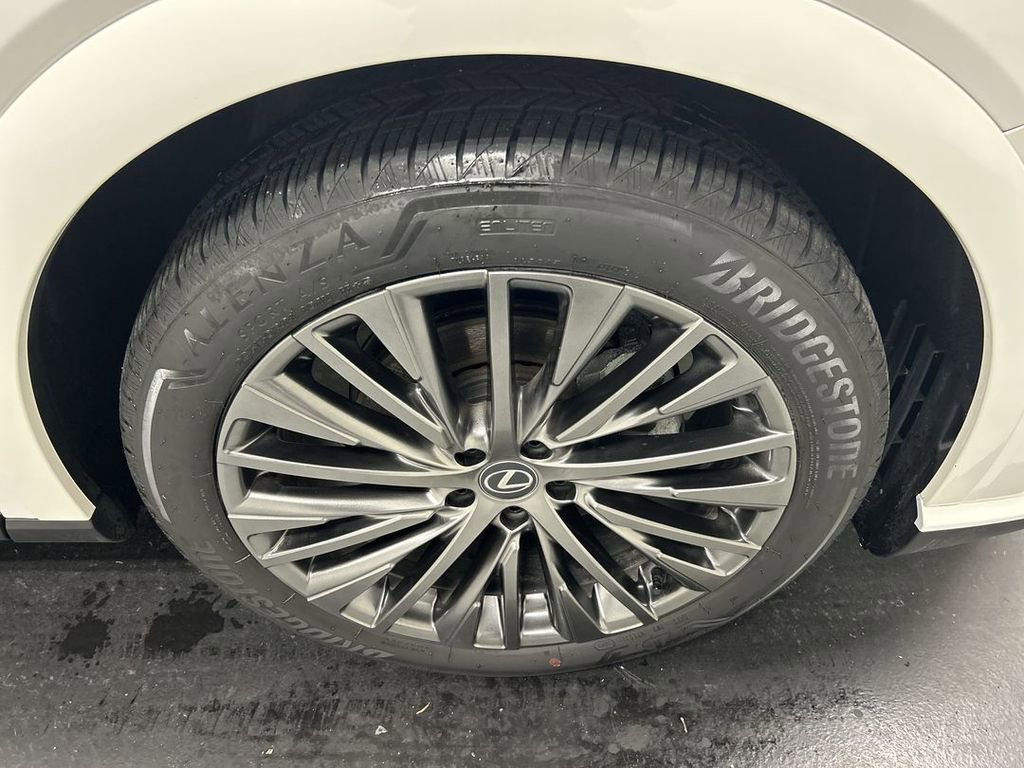 Used 2023 Lexus RX 350 AWD w/ Accessory Package image 8