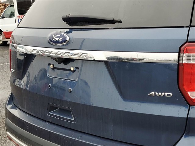 Used 2017 Ford Explorer XLT w/ Equipment Group 202A image 31