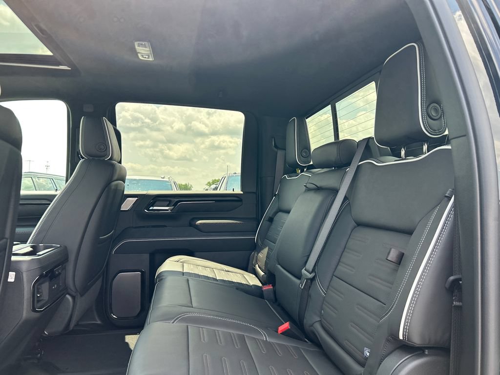 New 2026 GMC Sierra 2500 AT4X AWD/4WD image 36