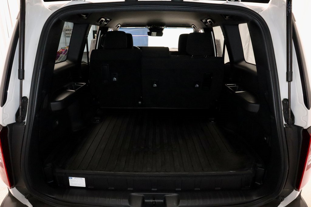 Used 2024 Toyota Land Cruiser image 12