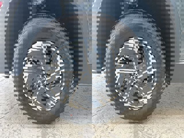 New 2026 Hyundai Tucson Blue SE image 38