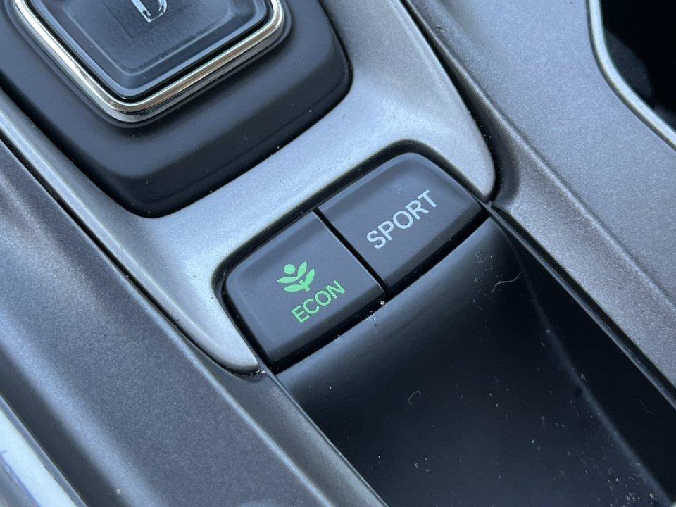 Used 2018 Honda Accord Touring image 31
