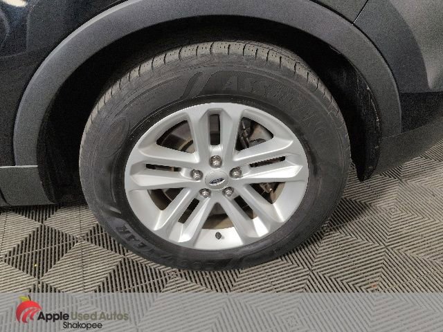 Used 2014 Ford Explorer XLT w/ Equipment Group 202A AWD/4WD image 46