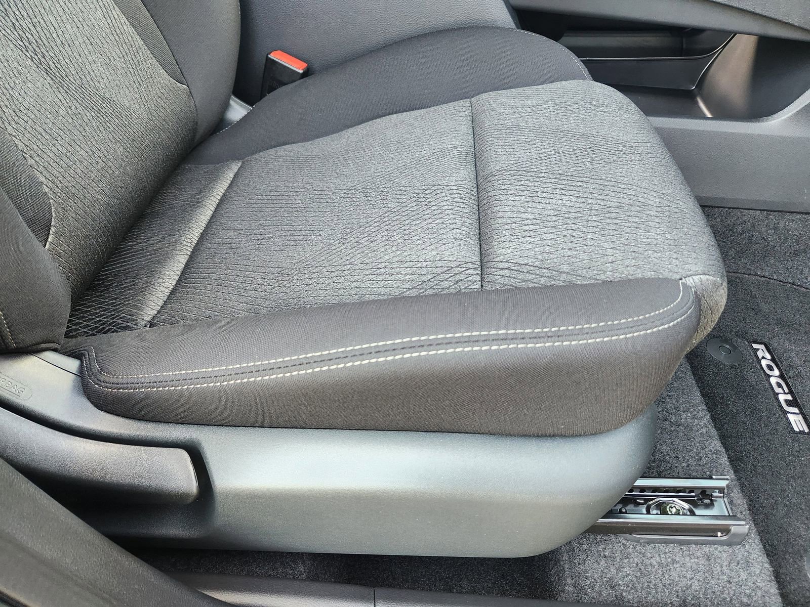 New 2026 Nissan Rogue SV w/ Cold Weather Package image 20