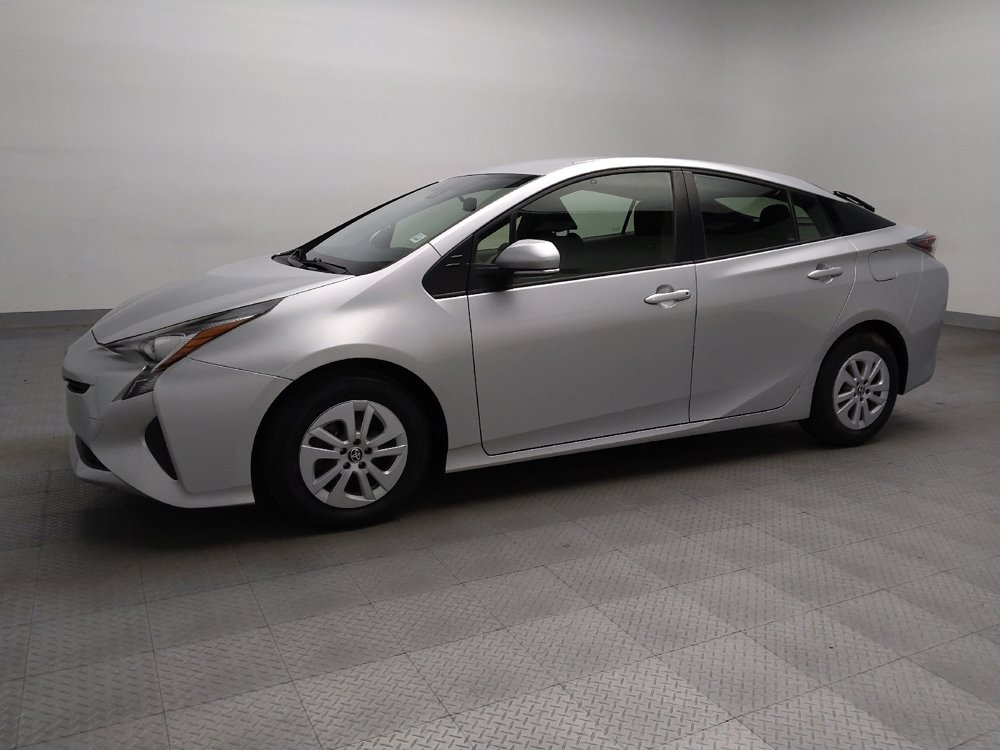 Used 2017 Toyota Prius Two w/ Carpet Mat Package image 2